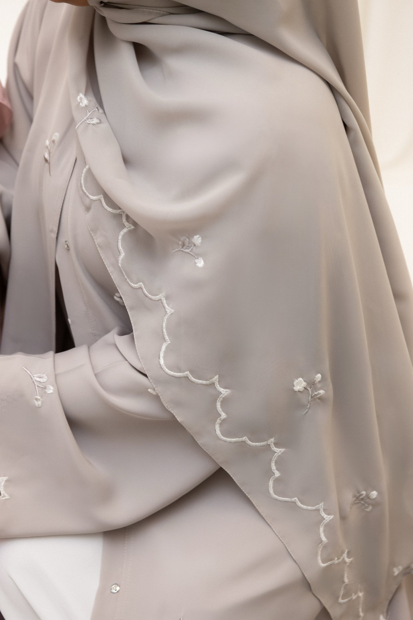 Inès Bloom (Stone Grey)